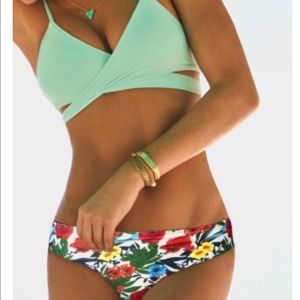 Two piece bikini set